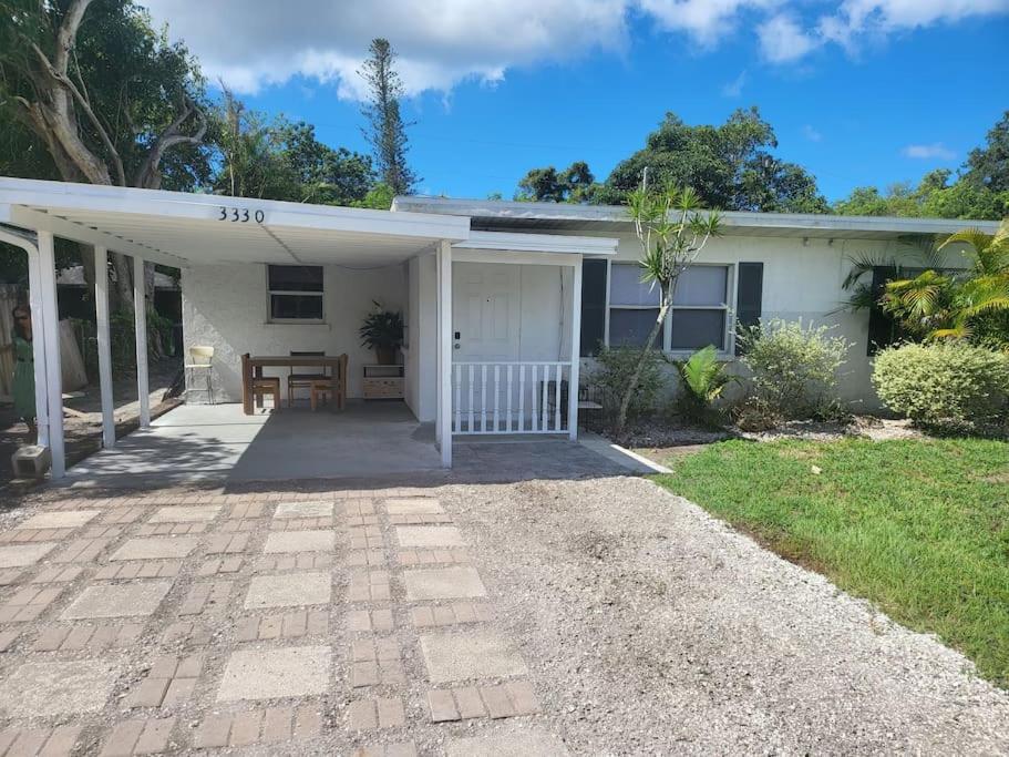 Entire Home By Siesta Key/Closed To Downtown Sarasota Zewnętrze zdjęcie